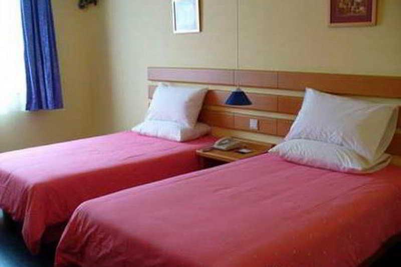 Home Inn Tianjin Weijin Road Tianjin University Dış mekan fotoğraf