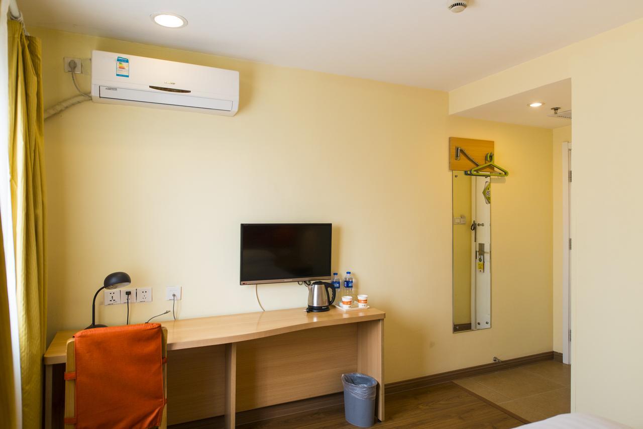 Home Inn Tianjin Weijin Road Tianjin University Dış mekan fotoğraf