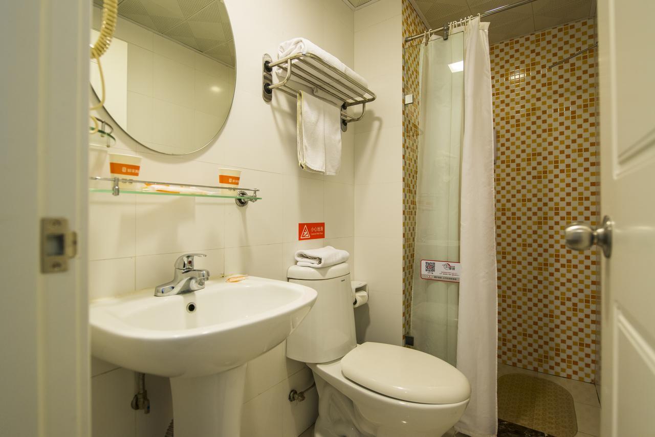 Home Inn Tianjin Weijin Road Tianjin University Dış mekan fotoğraf